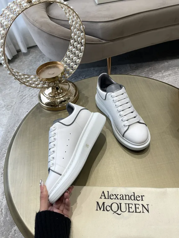 Alexander McQueen Shoe 